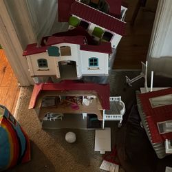 Lot Of SCHLECH Barns And Horses And Houses 