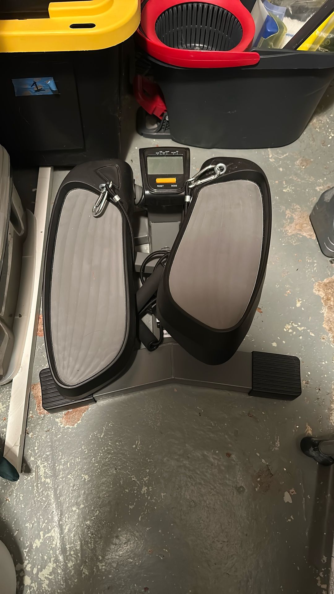 Sportsroyals Stair Stepper,Twist/Mini Stepper for Exercise at Home,Step Machine with Resistance Bands