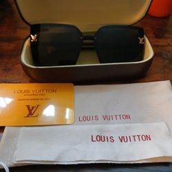 Louis Vuitton (LV) Shades
