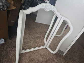 Large foldable mirror