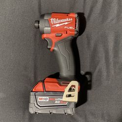 Milwaukee M18 FUEL 18V 1/4 In. Hex Impact Driver With 5.0ah Battery 