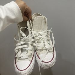 White converse 