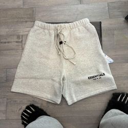 Essentials Fear of God Shorts ‘Light Oatmeal