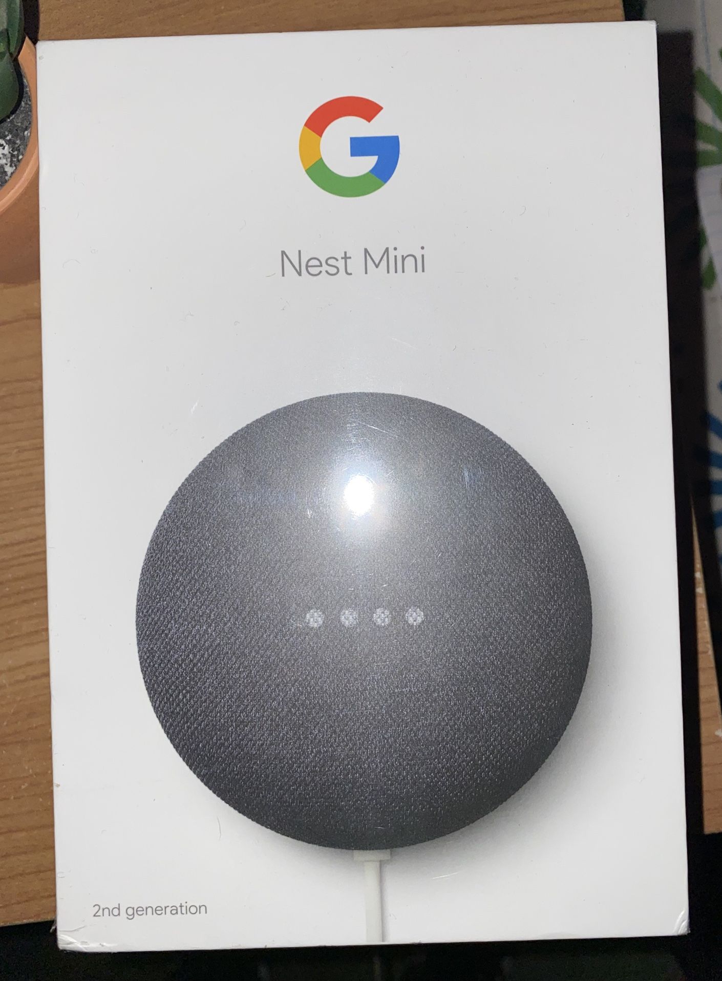 New Sealed Googles Nest Mini 2nd Generation. 