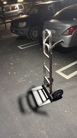 Aluminum dolly 500 lbs.