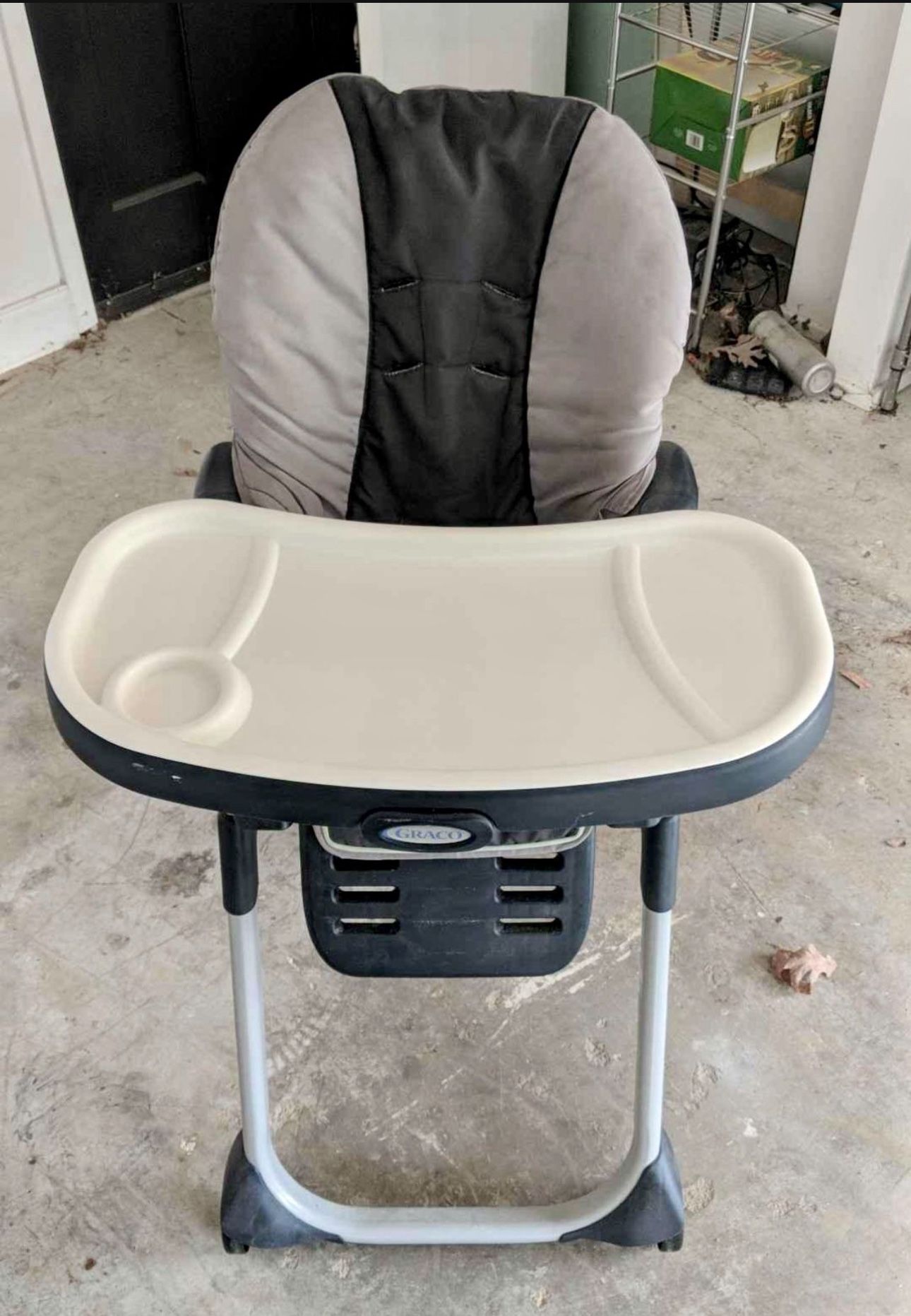 Children’s High chair - Removable Chair Cover & Table Tops