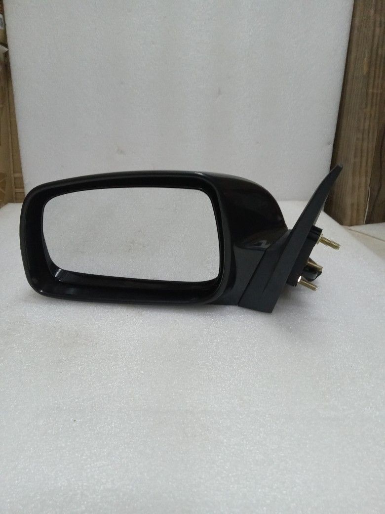 2003---2008 Toyota Corolla LH Door Mirror 