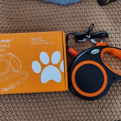 30' Retractable Dog Leash