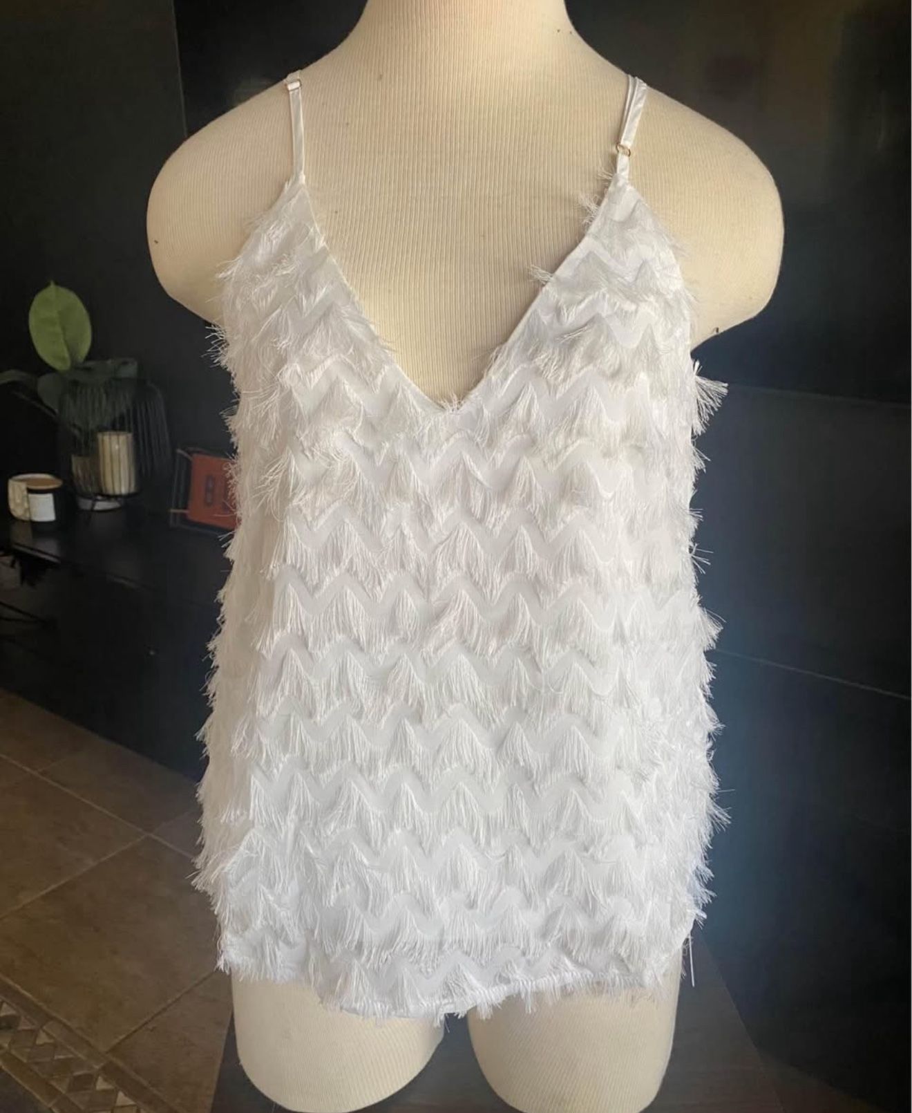 Cupshe White Fringed V Neck Tank With Spaghetti Straps