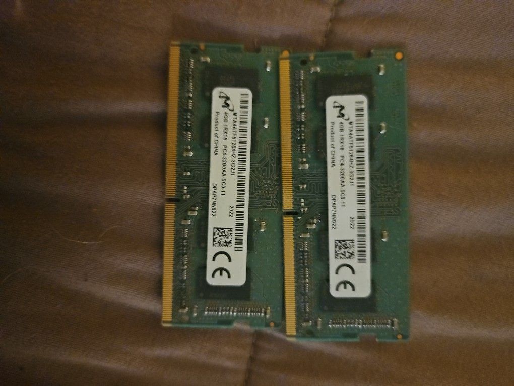 2x 4gb Ram Sticks
