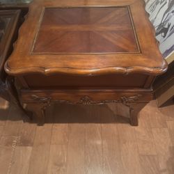 Vintage End table 