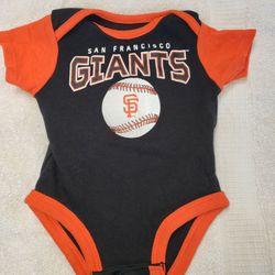 SF Giants Baby Items X4
