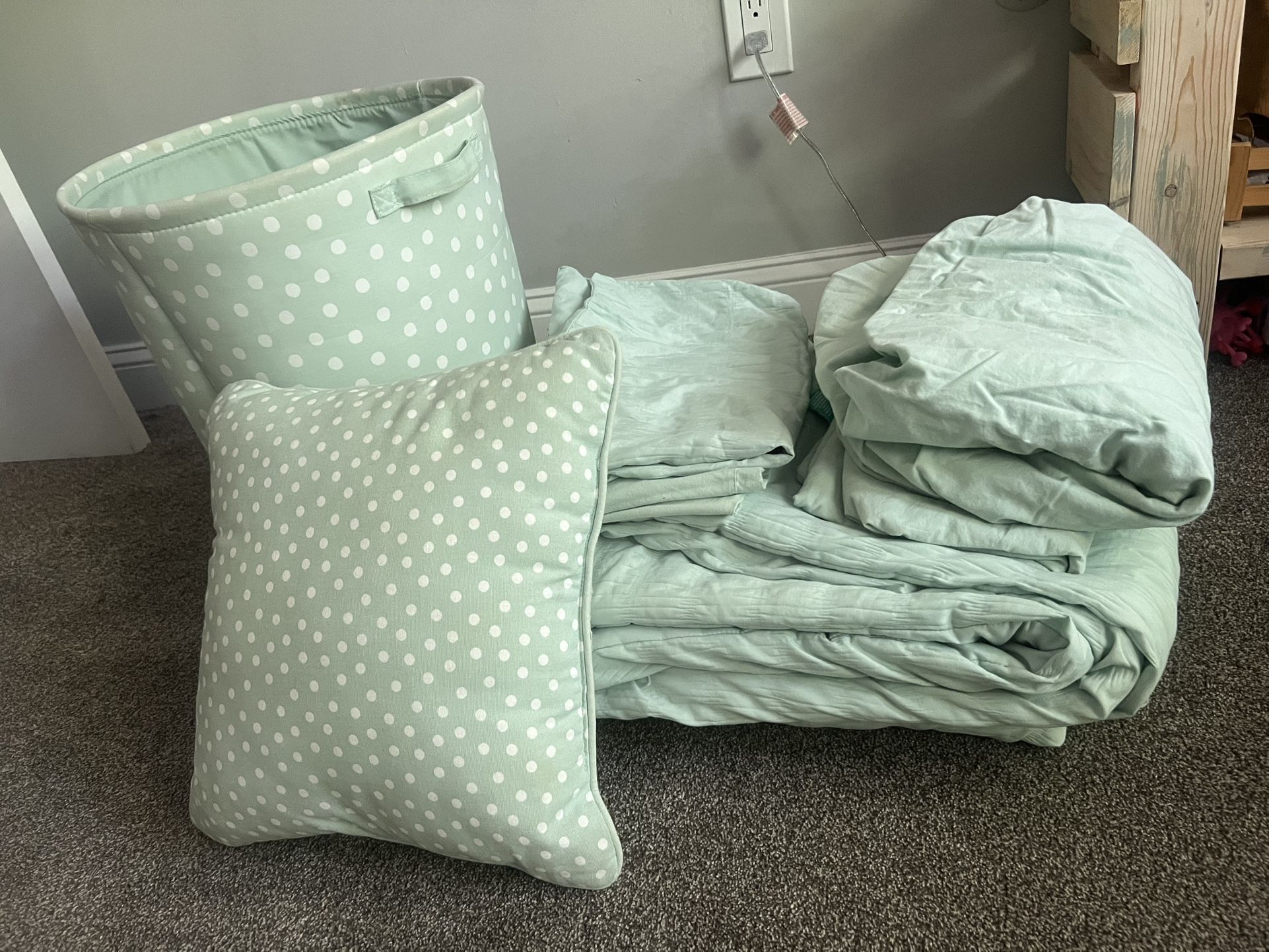 Girls Bedding and hamper