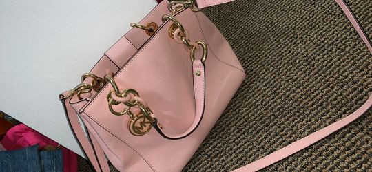 Authentic mk bag small in excellent condition