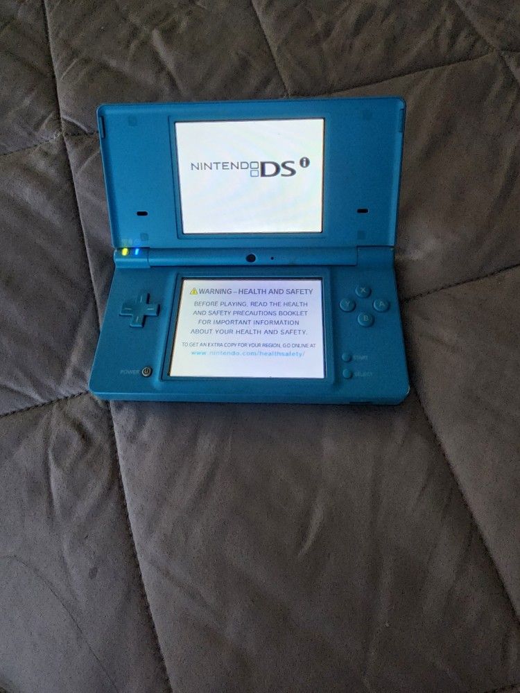 Anyone Looking To Buy A  NINTENDO DS?? 