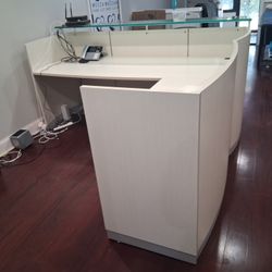 Receptionist Work Station 