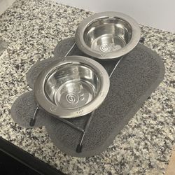 Dog Bowl Set $15