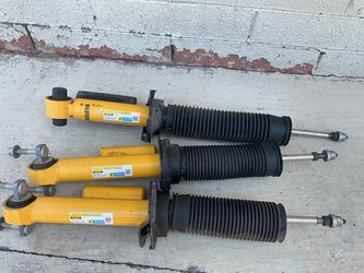 2023 ford bronco badlands shocks