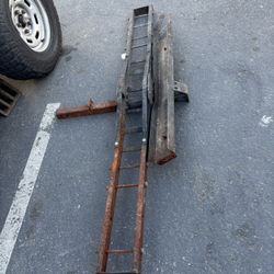 H receiver mounted dirtbike carrier