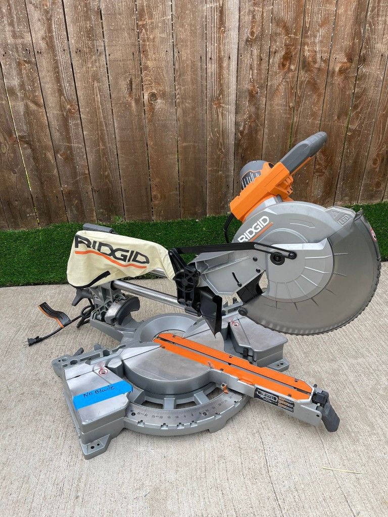 Ridgid 12" Miter Saw Sierra Cierra Serrucho Cerrucho