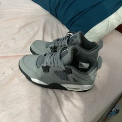 Jordan 4 Cool Greys
