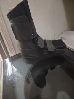 Orthopedic ankle/foot boot