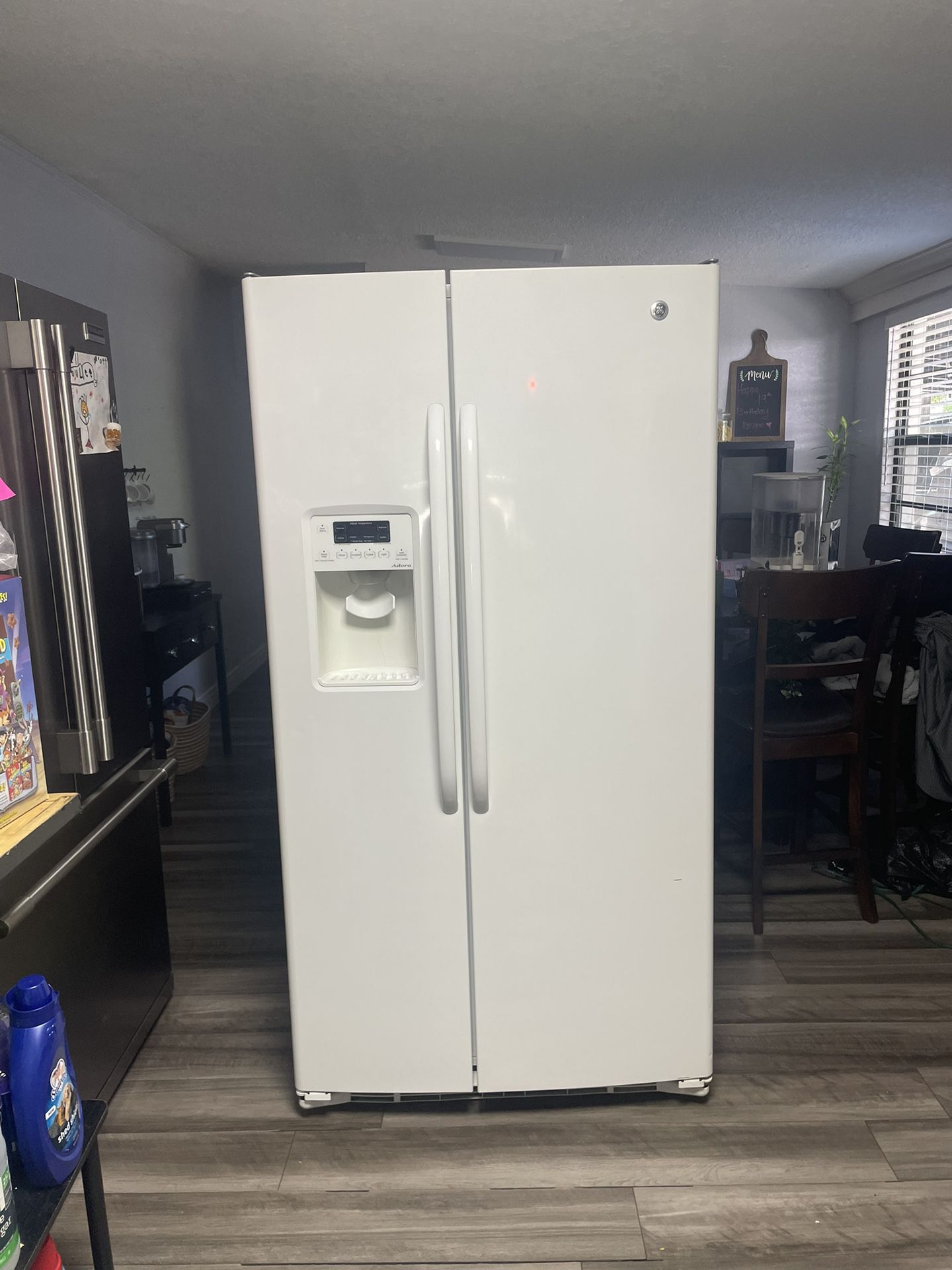 Adora Refrigerator 