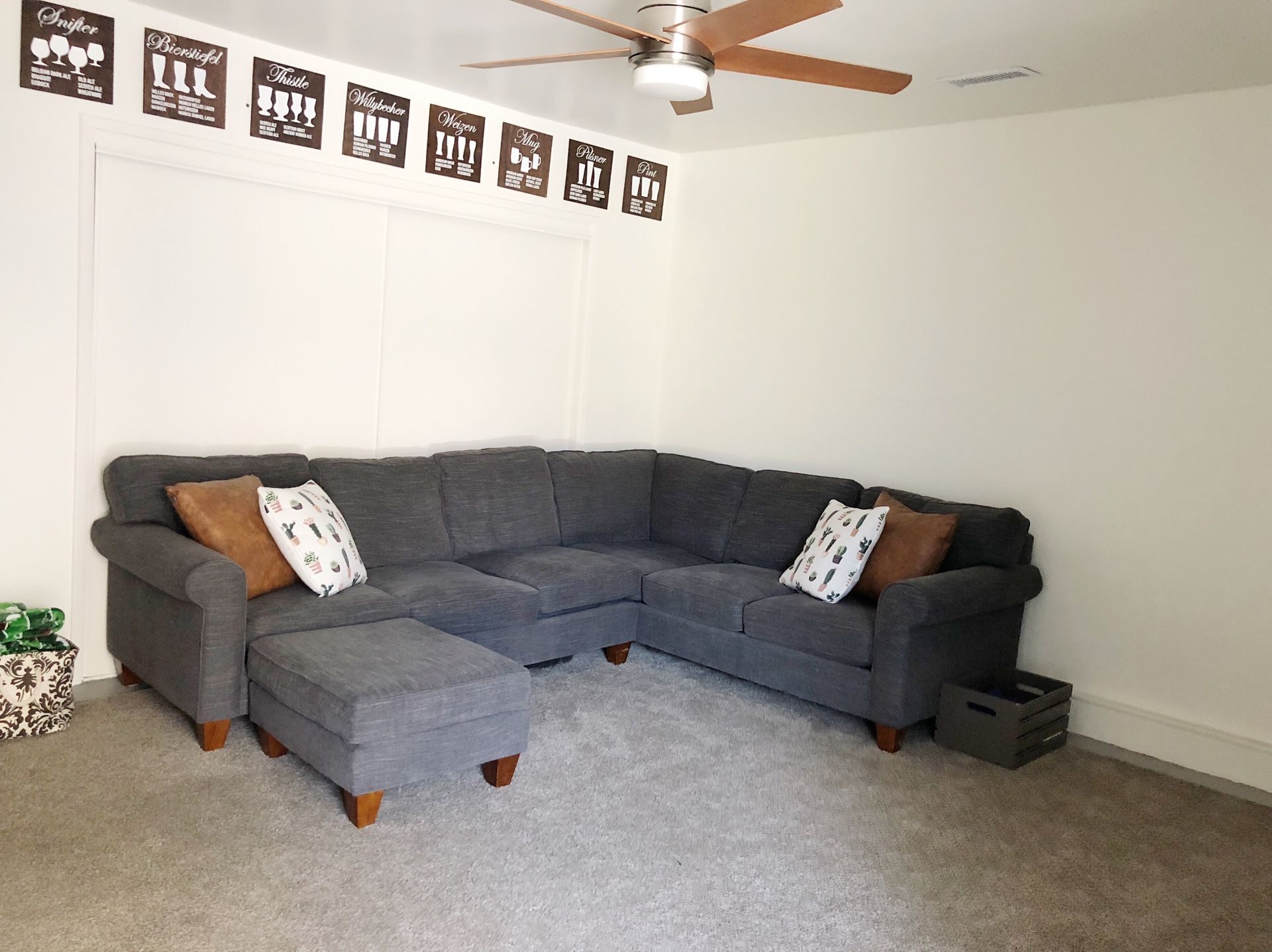 Havertys Corey Sectional - Charcoal (option c)