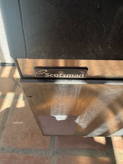 Ice machine