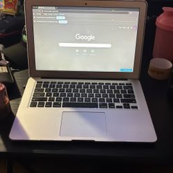 MacBook 13 Inch 2017 