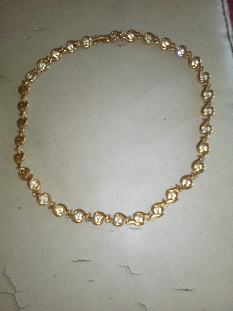 Vintage Gold Plated  Metal Crystals Chokee Necklace