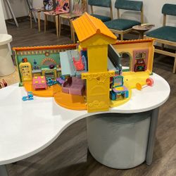 ‘Dora the Explorer’ Doll House