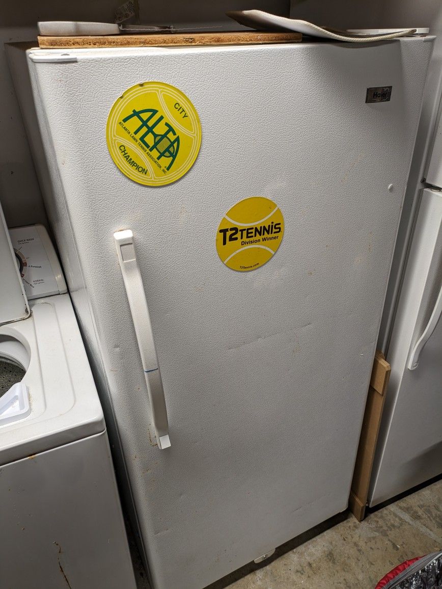 Free Working Freezer - Dirty