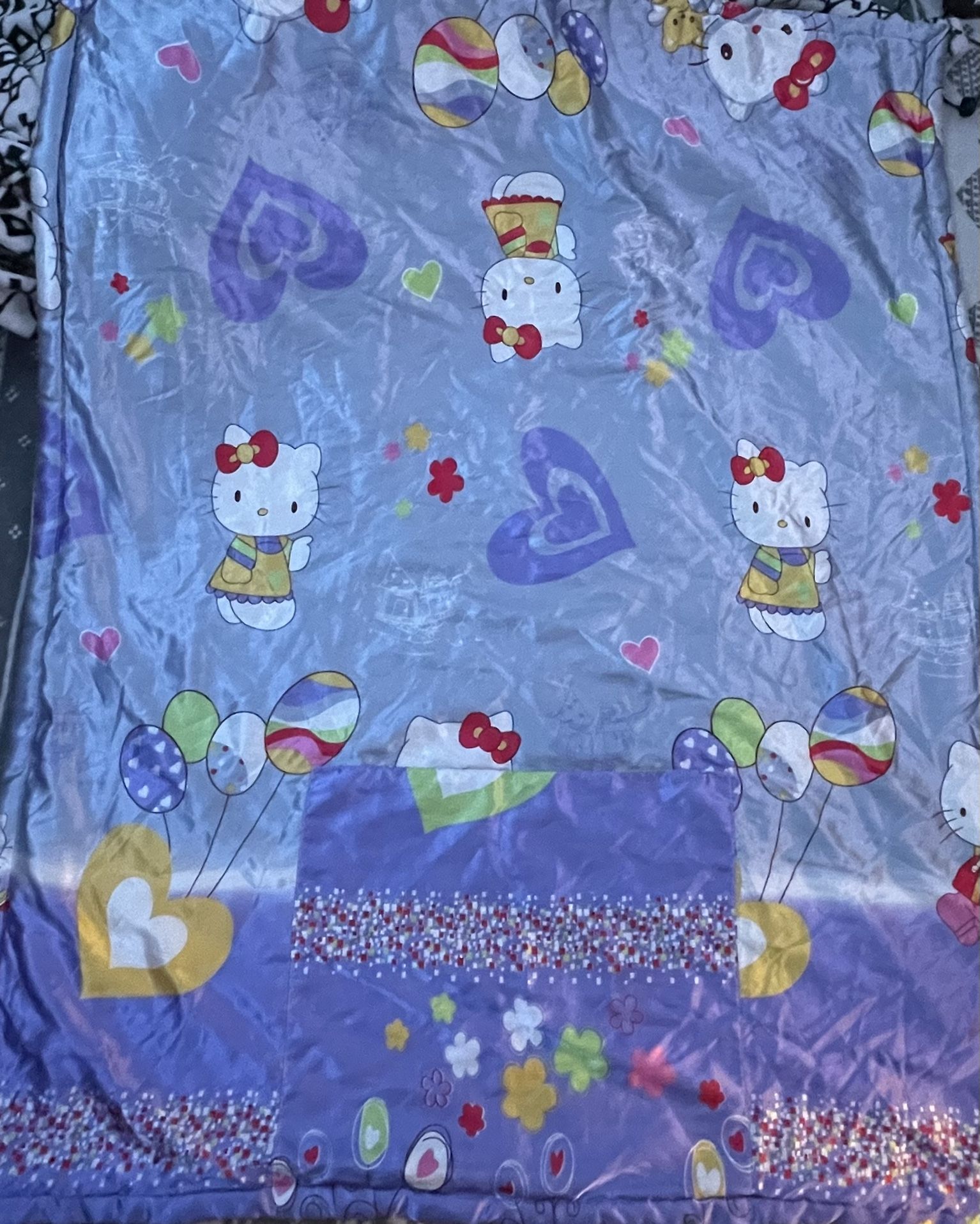Hello kitty blanket with pocket
