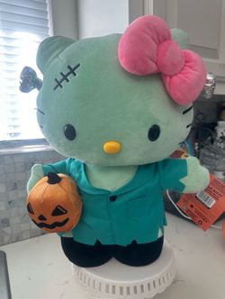 Hello Kitty Frankenstein Greeter