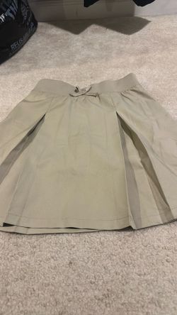 Girls uniform khaki skirt size 12 French Toast Brand New