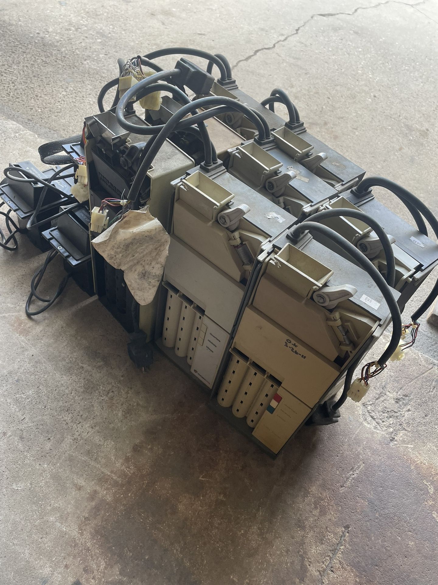 Changers And Bill Acceptor .bending