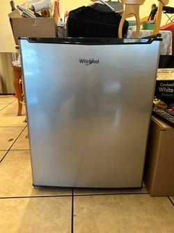 Whirlpool Mini Fridge