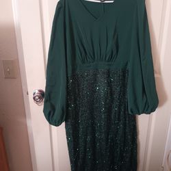 Nice Forest Green Out Fit