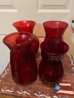 4 Red colored vases