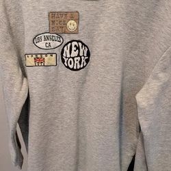 Social Scene Sweatshirt Med