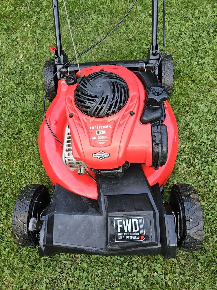 Craftsman Self-propelled Lawnmower (No Bag)