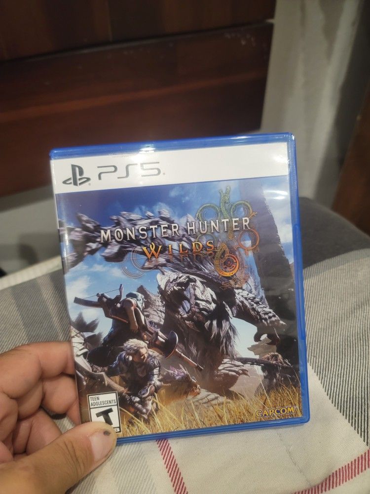 PLAYSTATION 5 MONSTER HUNTER WILDS 
