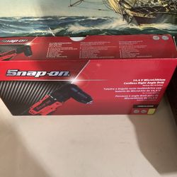 Snap-on  14.4 V 3/8 Micro lithium Cordless right angle screw gun drill 250.00 OBO 