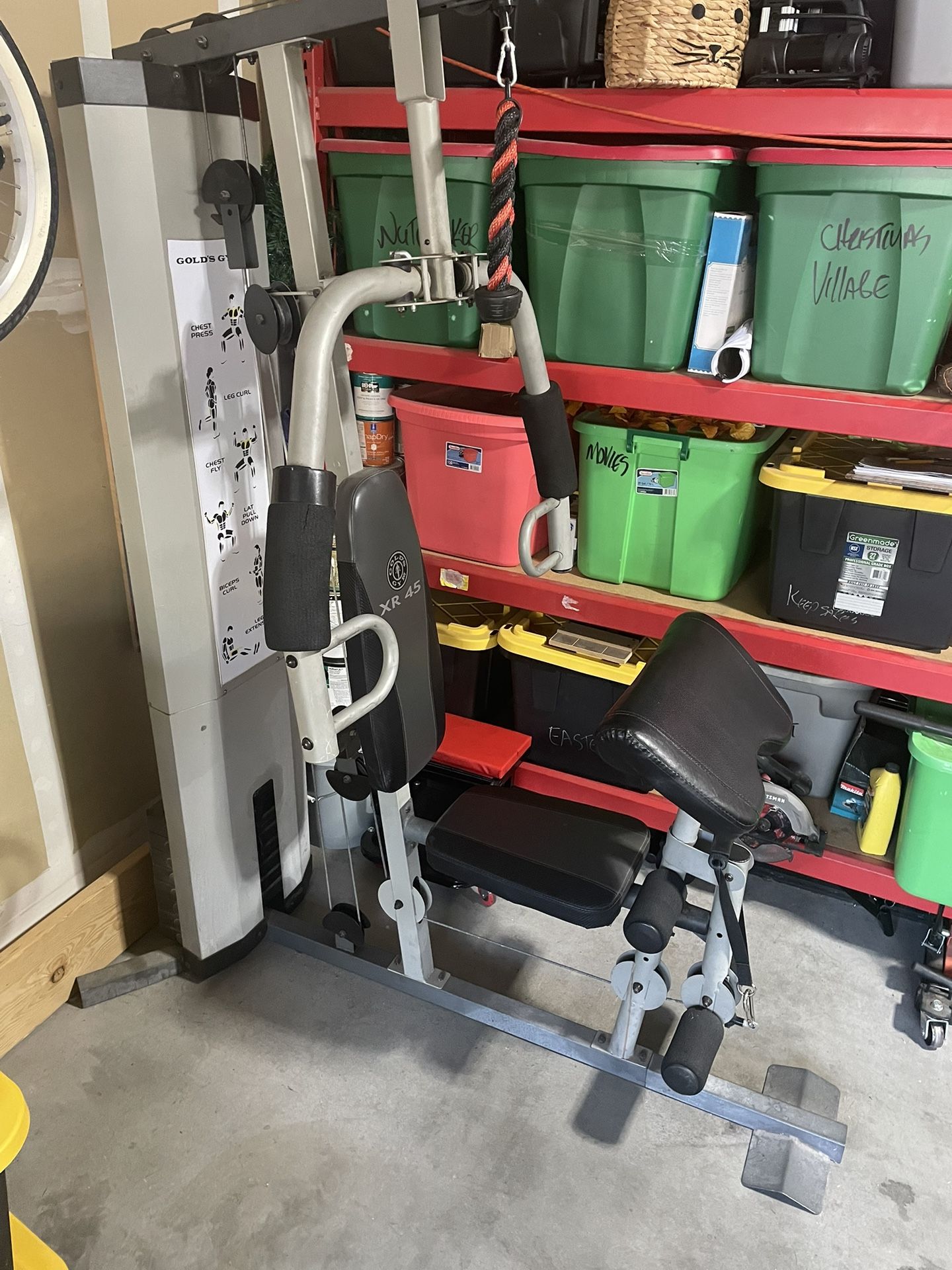 Golds, Gym, Weight Machine for Sale in Gilbert, AZ OfferUp