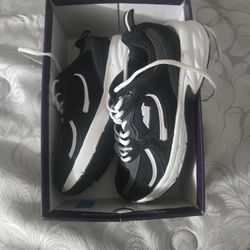 8.5 Women Shoes 