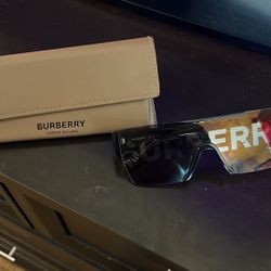 Brand New Burberry Sunglasses 