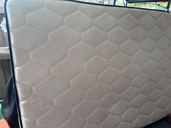 KING SIZE MATTRESS