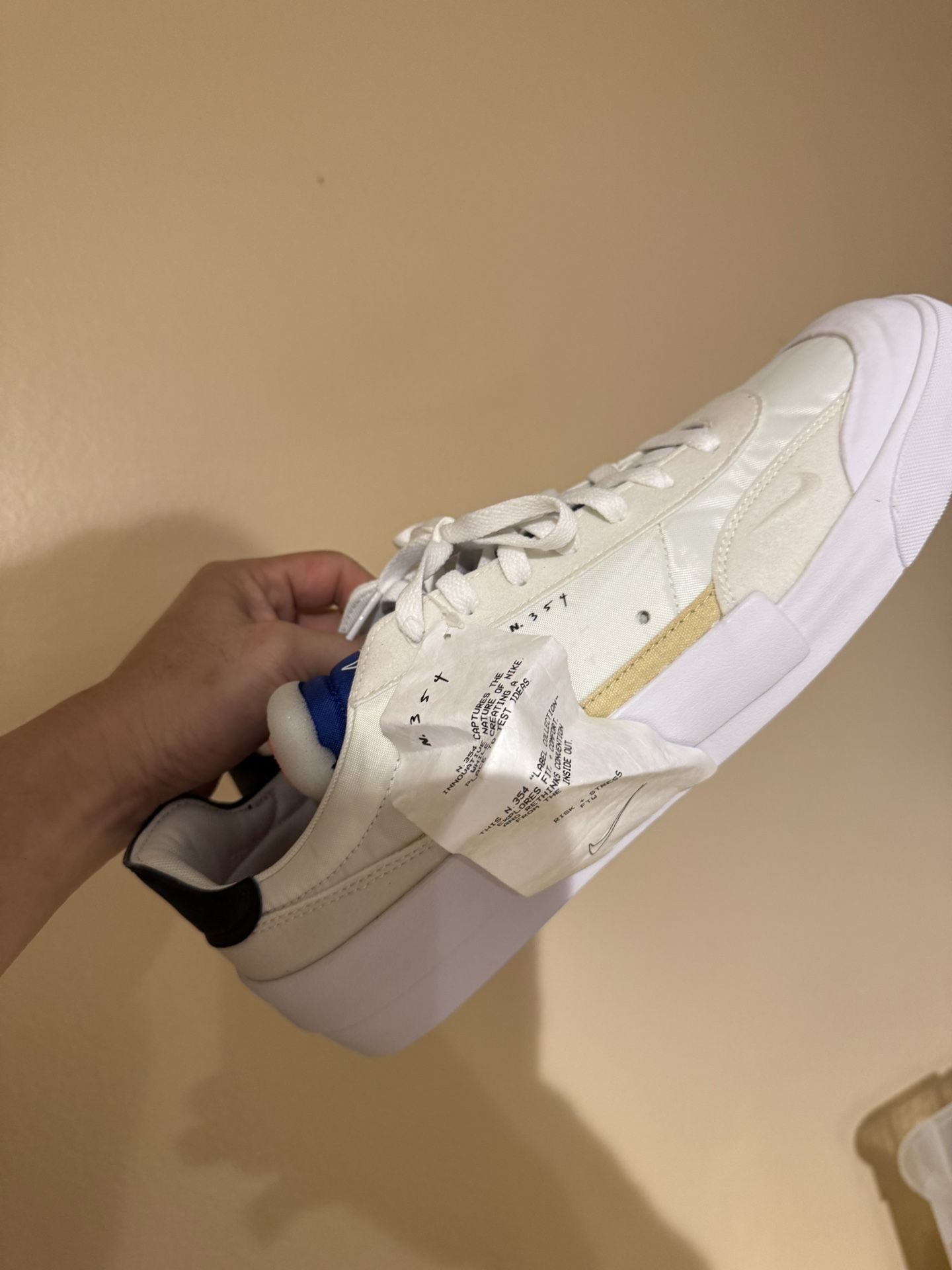 New White Nike Sneakers Tennis Shoe Sneakers 13 Men’s 