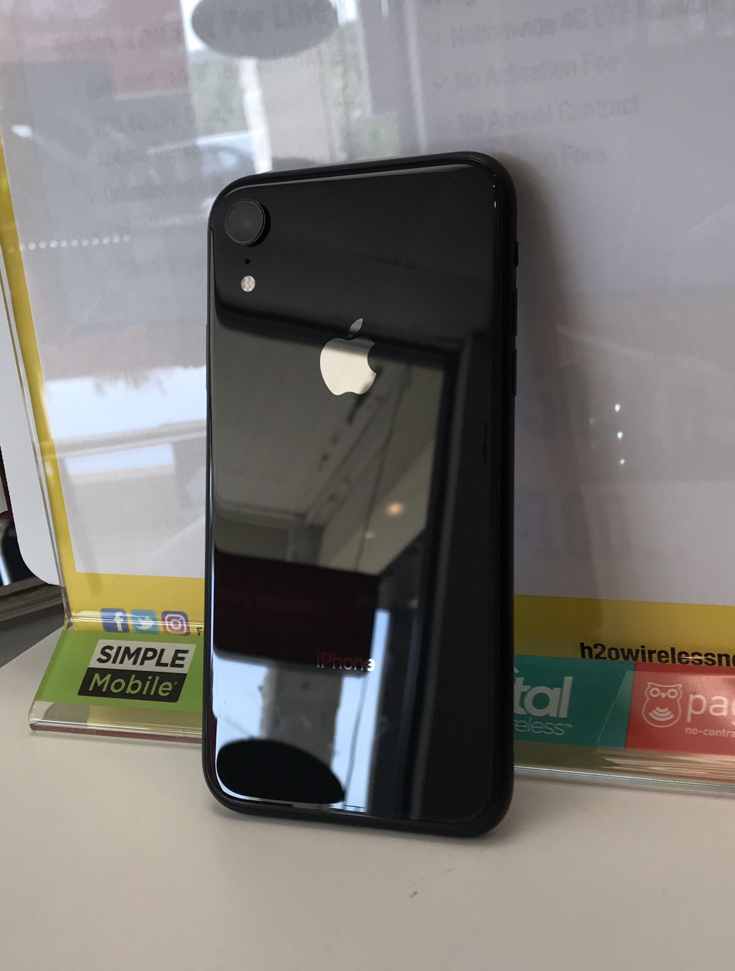 iPhone XR 128gb Unlocked Excellent Condition
